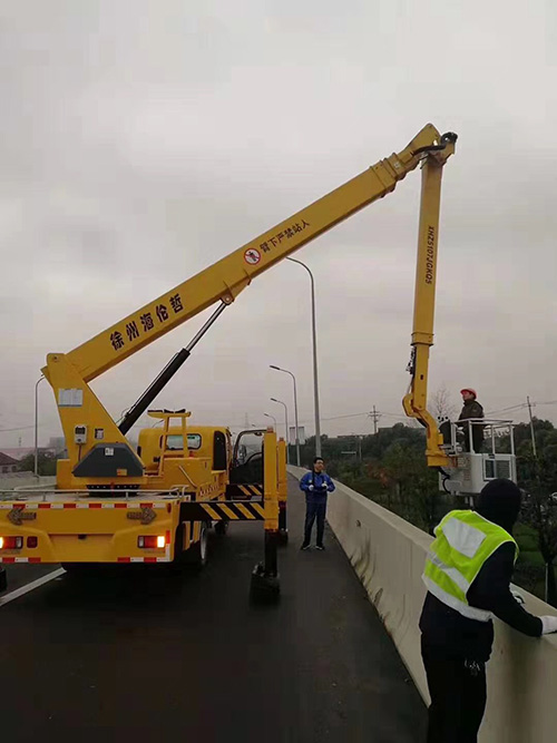 26米混合臂高空作业车